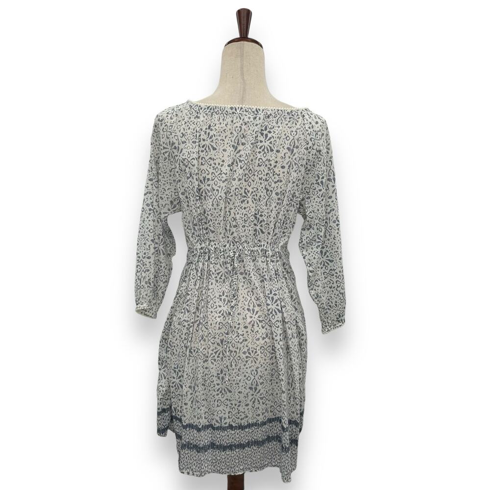 Athleta Honey Dress Size Medium White Blue Spotted Print Fit & Flare Smocked EUC - Picture 8 of 10